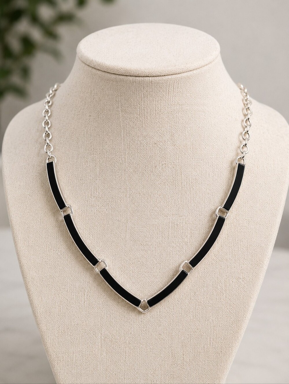 Black Enamel Link Choker Necklace Silver Tone Padlock Charm Adjustable NWT